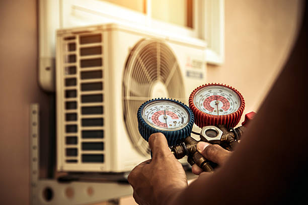 Professional Emergency Hvac technician working in Tylersport, PA